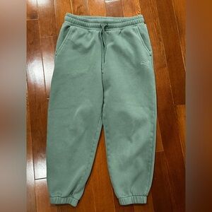 Puma green women's sweatpants medium